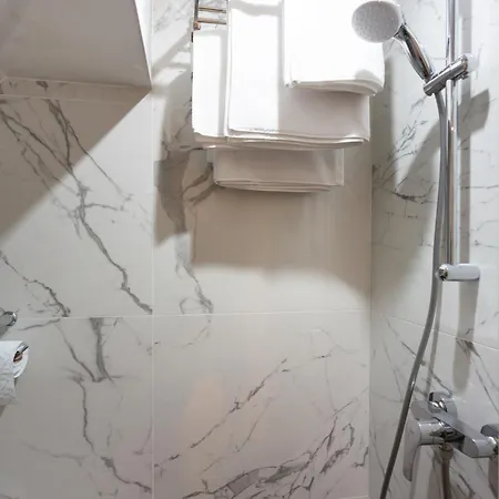 Les Pierres Du 15 4*